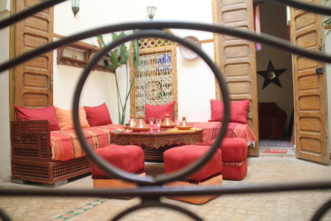 La Maison Des Lallas Hotel Sefrou Luaran gambar